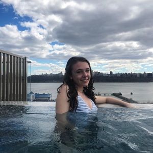 Meet your Posher, Anna